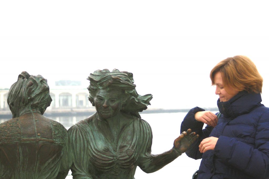 Young girls statue in Trieste, Italy